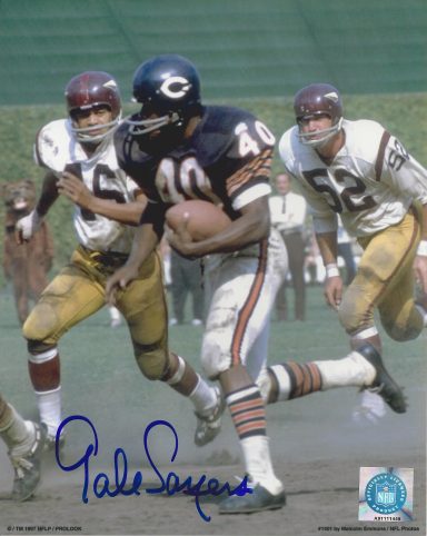 Gayle Sayers signed 8x10 Bears